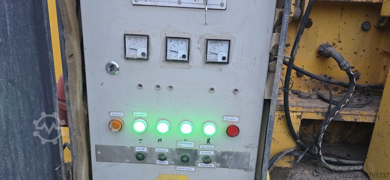 Mobile impact crusher on tracks Rubblemaster RM60 impact crusher