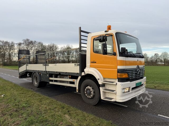 Mercedes Atego 1823L  4X2  Machine Transporter / Oprij Vrachtwagen EURO2 240dkm 1999 APK 3-2026 MERCEDES-BENZ 1823L  4X2  Machine Transporter / Oprij Vrachtwagen Hydraulische Kleppen  EURO2 240dkm 1999 APK 3-2026