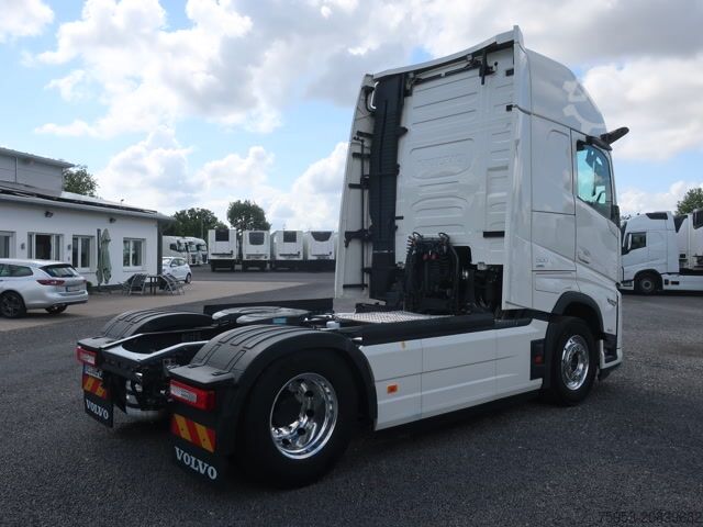 Standard tractor unit Volvo FH 500 Aero TC Leder Alu LED I-Park Cool Retarder