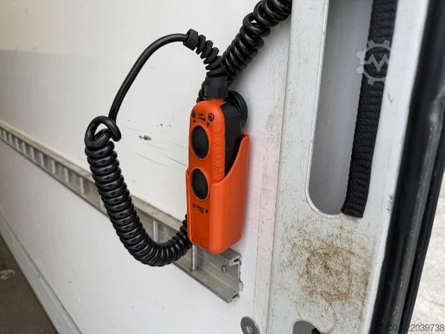 Boxvogn IVECO 70C18HA8/P