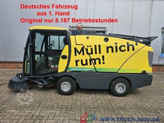Veegmachine Johnston Bucher Johnston Sweeper CX202 mit EURO 6 Klima