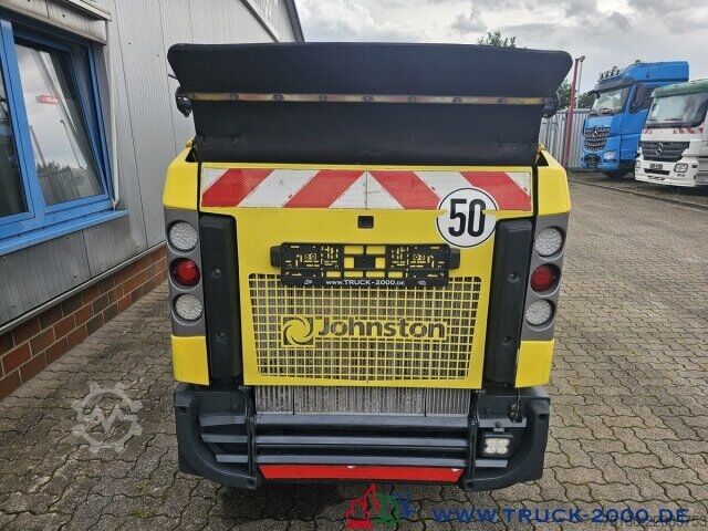 Veegmachine Johnston Bucher Johnston Sweeper CX202 mit EURO 6 Klima