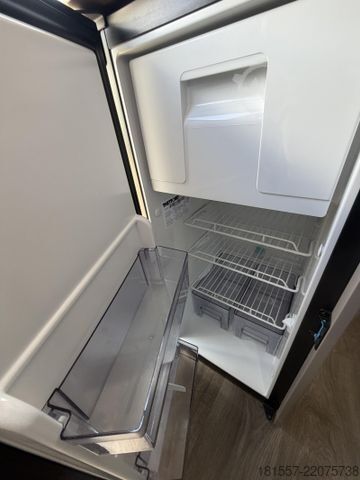 Autocaravana CARADO pro CV 602 Dieselheizung / Automatik / Aufstelld