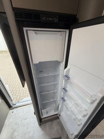 Autocaravana semi-integrada HYMER/ERIBA GT-S 685 Sofort Verfügbar, Sonderpreis, Autark