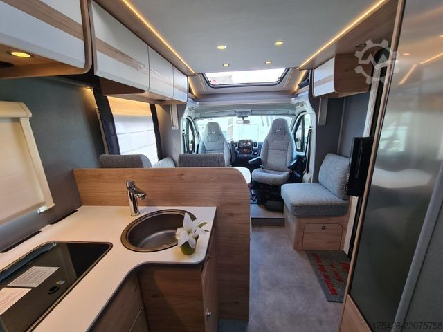 Autocaravana semi-integrada DETHLEFFS Just Camp T 7052 EB *LiFePo*Solar*Navi*