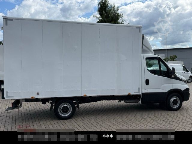 Kasa kamyoneti IVECO Daily 35s14 Möbel Maxi 4,38 l / 2,37 hoch 22 m³