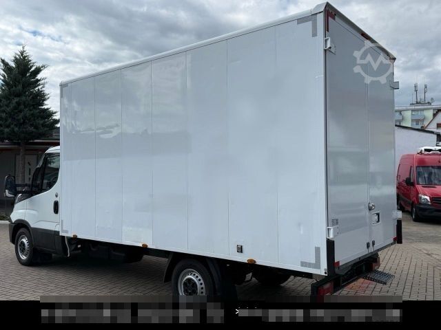 Kasa kamyoneti IVECO Daily 35s14 Möbel Maxi 4,38 l / 2,37 hoch 22 m³