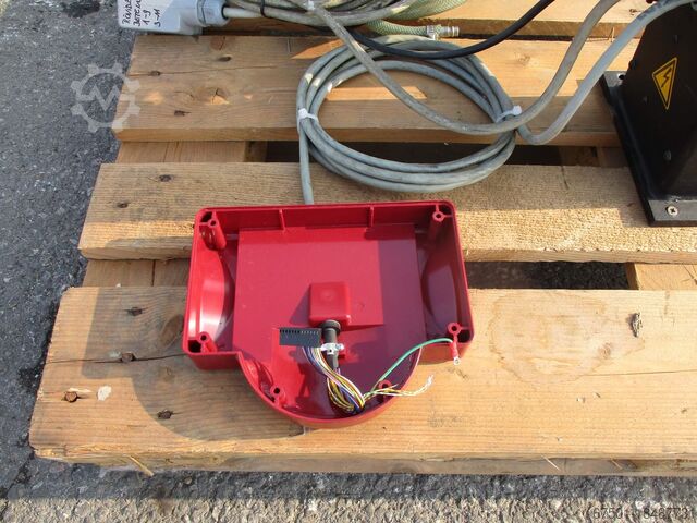 Linear robot sprue picker WITTMANN Handling Roboter W 702 (3126)