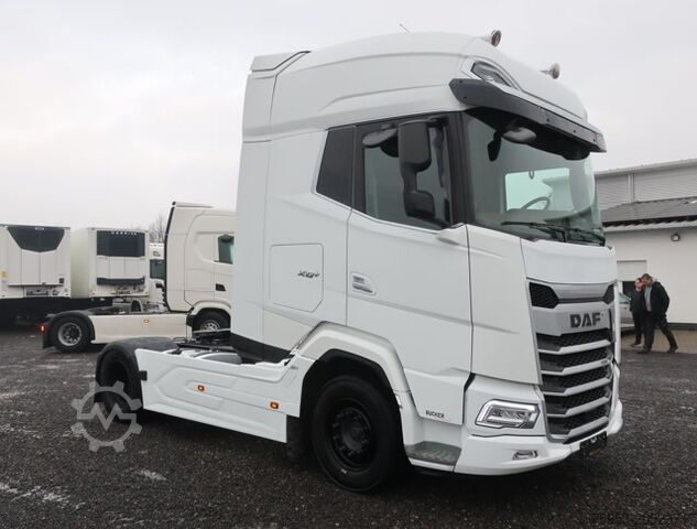 Trattore stradale standard DAF XG+ 530 FT Intarder LED Navi Standklima