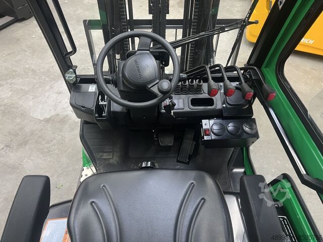 Stivuitor electric cu 3 roți Hangcha Elektrostapler CPDS20-XCD8G-SI
