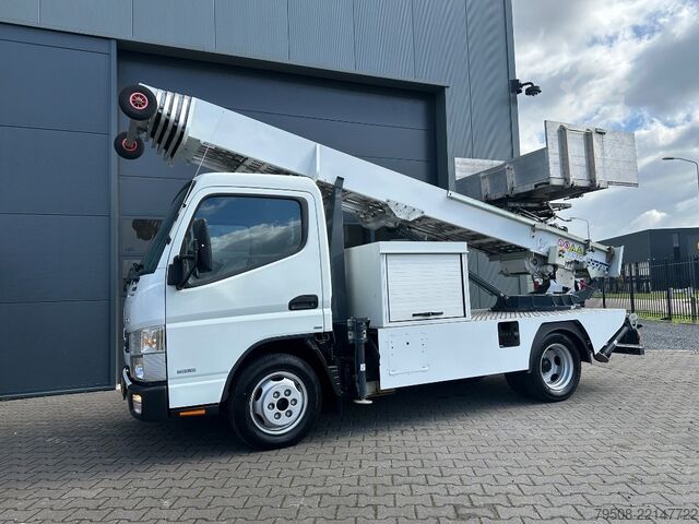 Terrængående kran Böcker Agilo HL27 Furniture Lift, 2020, only 133 hours!
