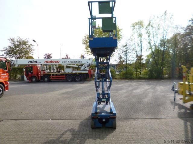 Podnośnik nożycowy SkyJack SJIII 3219