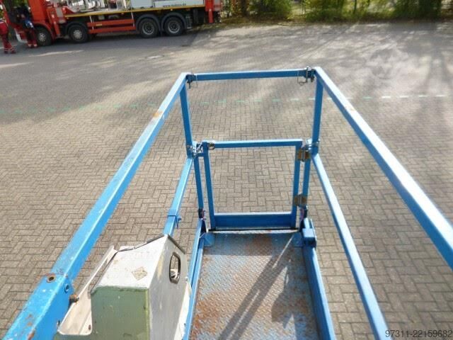 Podnośnik nożycowy SkyJack SJIII 3219