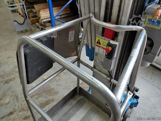Plataforma elevadora Genie AWP-30S AC