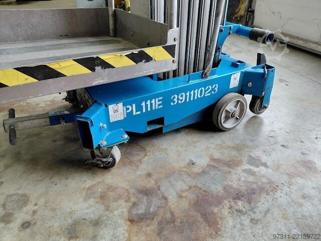 Plataforma elevadora Genie AWP-30S AC