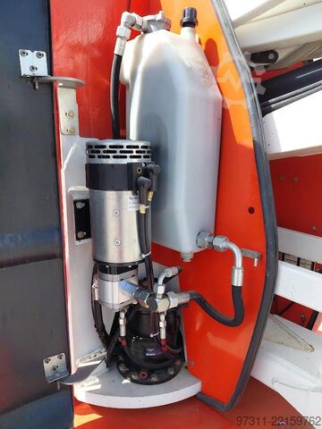 Gelenkteleskoparbeitsbühne Manitou 120AETJ C 3D