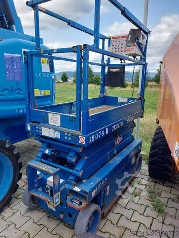 Elevador de tijera SkyJack SJIII 3219