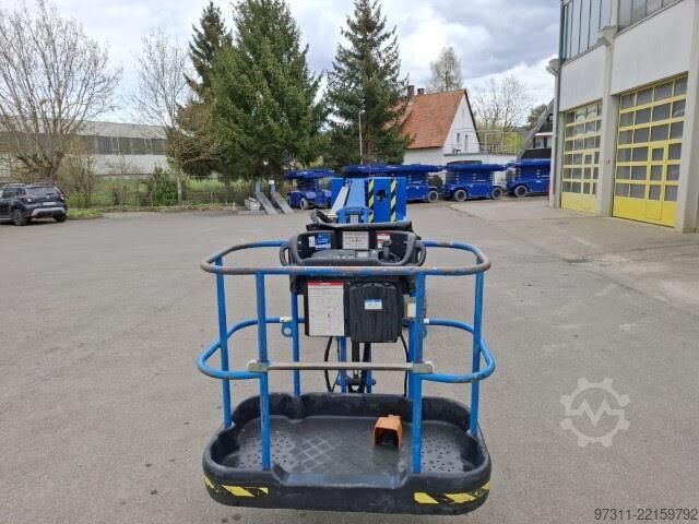 Plataforma de trabajo telescópica articulada Niftylift HR15NE