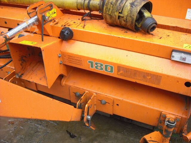 Parçalayıcı / Çim biçme makinesi / Toplama römorku Amazone Grasshopper GH 180