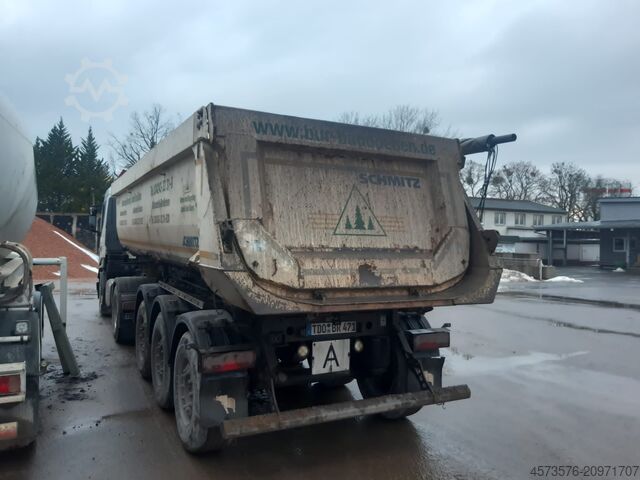 Standardni tegljač Iveco AS440T