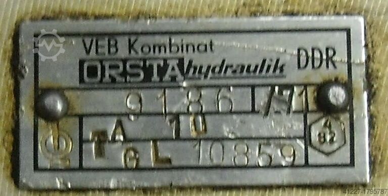 Çift hidrolik pompa Orsta Hydraulik C10-3L TGL10859
