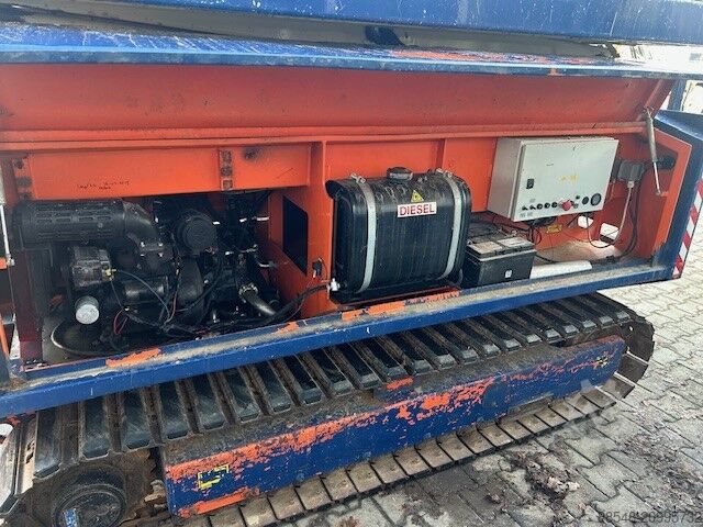 Nůžková plošina Holland Lift Y70DL12 TR