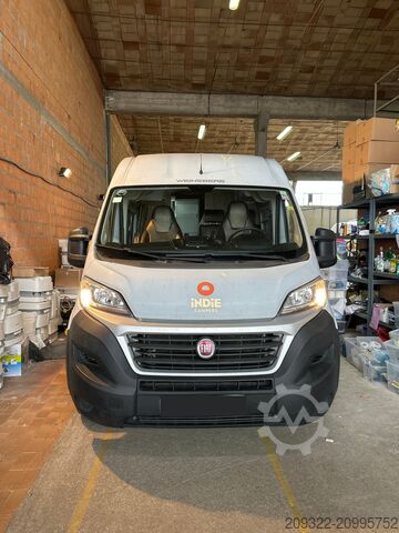 Wohnwagen/Wohnmobil Fiat Weinsberg Carabus 600 K | 4 posti letto | Completamente attrezzato