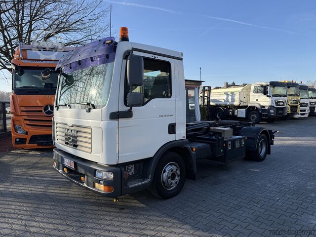 Kiepwagen MAN TGL 12.240 Haken