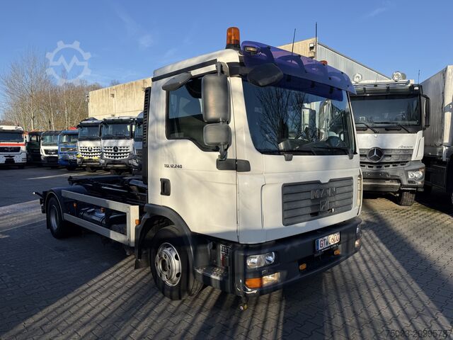 Kiepwagen MAN TGL 12.240 Haken