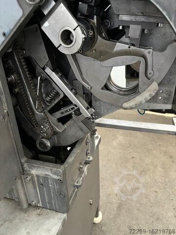 POLY CLIP FCA3462 AUTOMATISCHE SCHNEIDEMASCHINE Poly Clip FCA3462