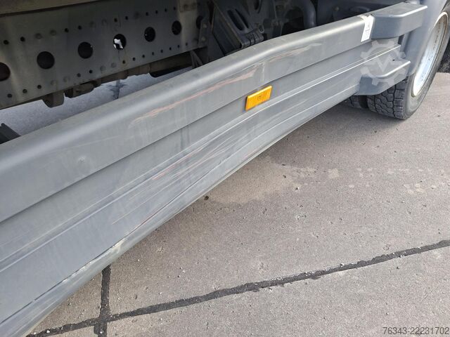 Vrachtwagen met bakwagen Mercedes-Benz ATEGO 1218 L - E6