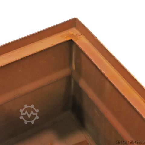 Gebrauchte Stapelboxen Stahl feste Konstruktion stapelbar mit 2 Trennwände, L: 1240, B: Kruizinga 98-7252GB