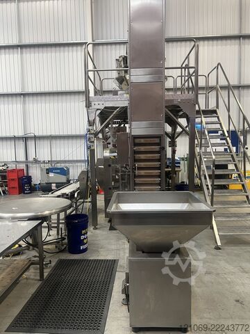 Bag forming, filling and sealing machine Food machinery Co Pouch filling line