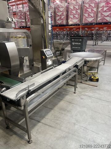 Bag forming, filling and sealing machine Food machinery Co Pouch filling line