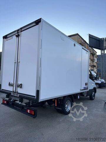 Vrachtwagen met bakwagen Iveco Daily 35c160
