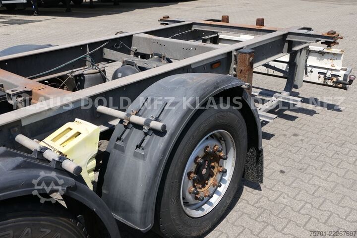 Lastväxlarsläp SCHMITZ CARGOBULL SGF C2 Tandem BDF Wechselfahrgestell SAF-Achsen