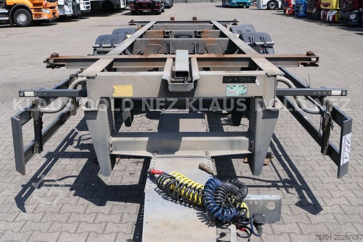 Lastväxlarsläp SCHMITZ CARGOBULL SGF C2 Tandem BDF Wechselfahrgestell SAF-Achsen