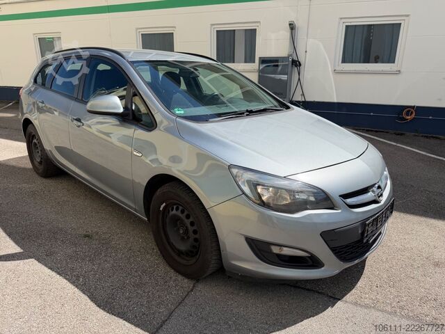 Minibus OPEL Astra J Sports Tourer Edition TÜV 2027