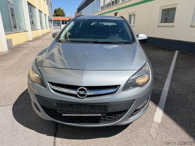 Minibus OPEL Astra J Sports Tourer Edition TÜV 2027