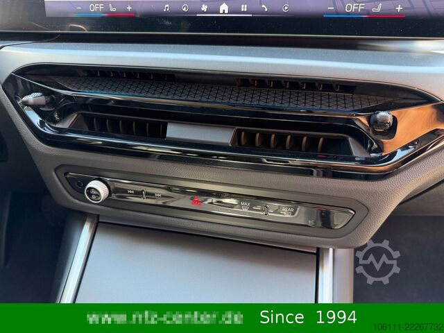Minibús BMW 330e Touring AHK Abstand Tempomat Keyless