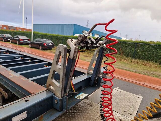 Container transportation LAG O-3-39 LT2 / HIGH CUBE / 45FT