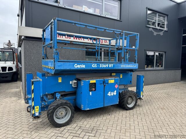  GENIE GS 3369 RT  Hoogwerker / Arbeitsbuhne 12mtr werkhoogte 4x4 Kubota DIESEL 2014