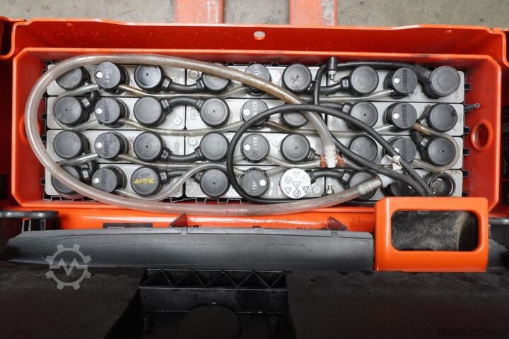 Weber Baumaschinen und Fahrzeuge GmbH Weber Baumaschinen und Fahrzeuge GmbH Weber Baumaschinen und Fahrzeuge GmbH
