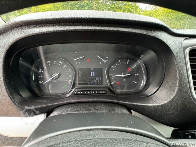 Bestelwagen OPEL Vivaro Kasten Edition L  Doppelkabine *Navi*Ahk*
