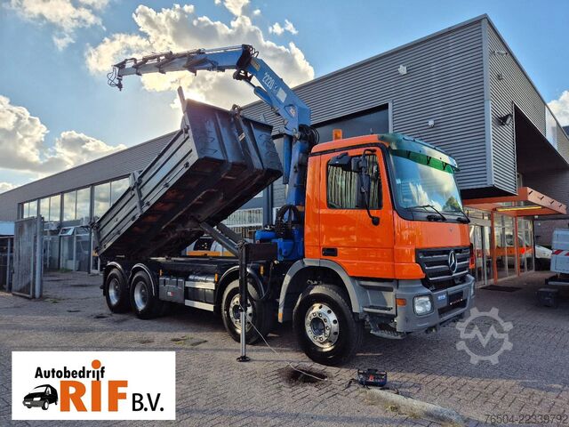 Système de bras à crochet Mercedes-Benz Actros 3241 8X4 Containersysteem/ 20T HMF crane...