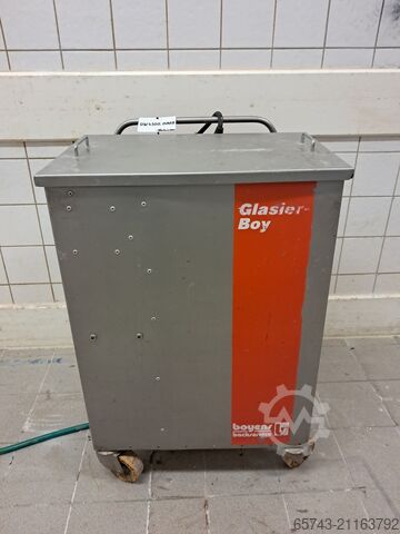 Pomadmaskin, maskin för applicering av pomada Boyens GLASIER BOY