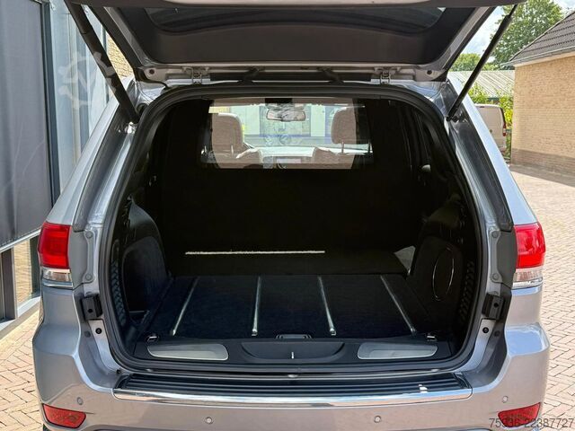 Bestelwagen Jeep Grand Cherokee 3.0 V6 CRD Overland 4x4 Grijsken...