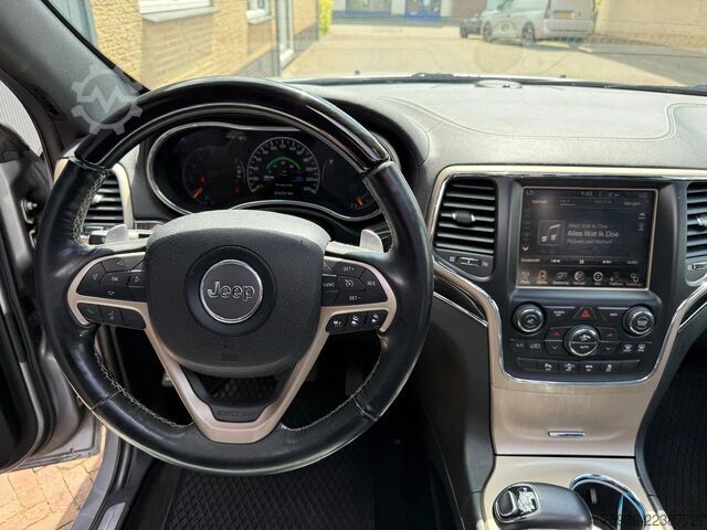 Bestelwagen Jeep Grand Cherokee 3.0 V6 CRD Overland 4x4 Grijsken...