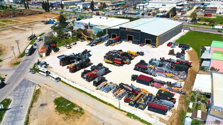 Trilzeef FABO Vibrating screen 1600x5000mm Vibrating screen