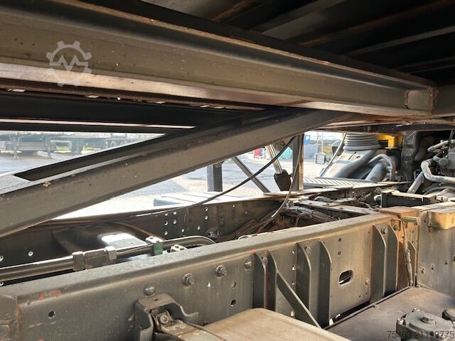 Swap body truck IVECO EUROTECH 19E27